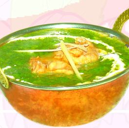 Chicken sag (chicken and spinach curry)