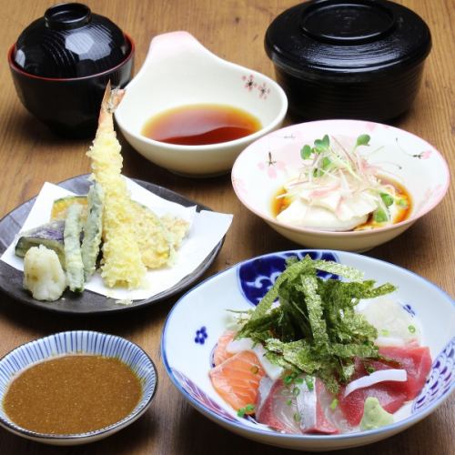 Sesame sauce seafood set meal with tempura