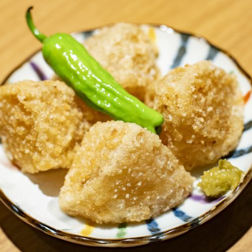 お出汁で炊いた大根の唐揚げ