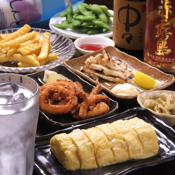 We offer a large number of dishes that go well with sake ♪ 300 yen~