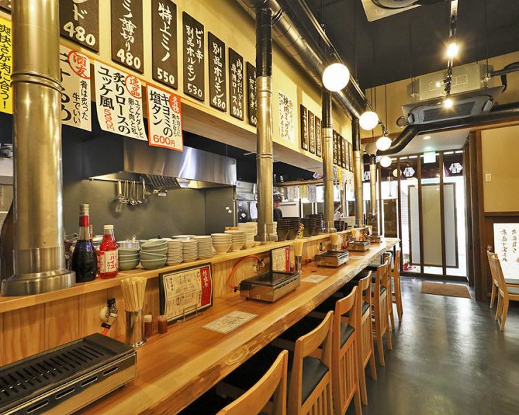 [4 minutes on foot from Oji Station!] Close to the station, with excellent access! In addition, we are aiming for a yakiniku restaurant where you can easily visit like a bar and enjoy authentic A4 rank Japanese beef ◎ There are also counters, tables, and semi-private rooms in the back to make it easy to use at the store ◎