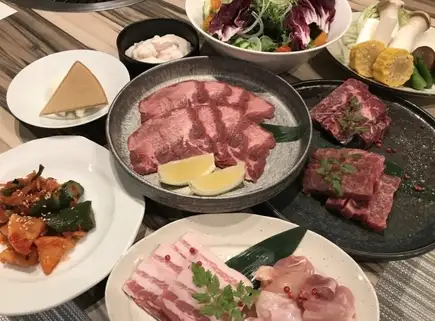 【역력을 우선은 시험!】저희 가게 엄선의 불고기를 즐길 수 있는 역팔입문 코스/전 12품 5,500엔(부가세 포함)