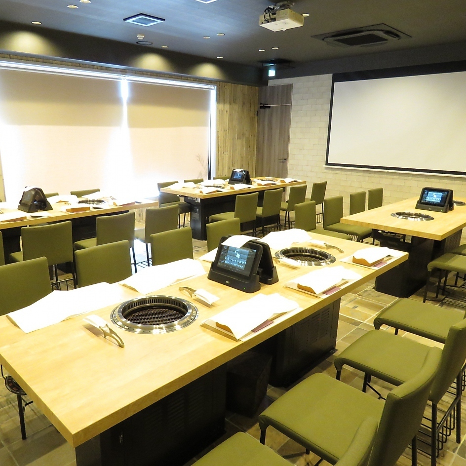We have private rooms available for small groups, as well as private rooms that can accommodate up to 32 people!