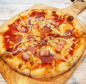 Bacon and salami pizza