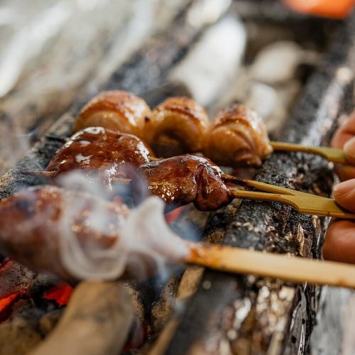 저희 가게 고집의 닭고기를 맛본다.