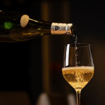 [For business dinners and dates] Nanairo Short Course + 5 types of pairings (17 dishes total / 11,440 yen)