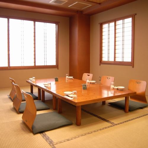 個室大小7室、最大120名様
