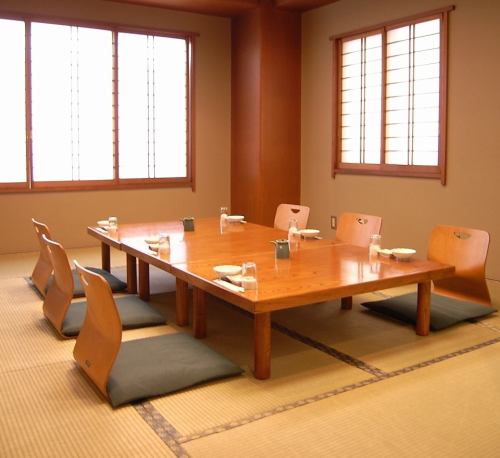 国内産天然活き伊勢海老＆ずわい蟹のしゃぶしゃぶと旬のお刺身・天麩羅の宴席コース！