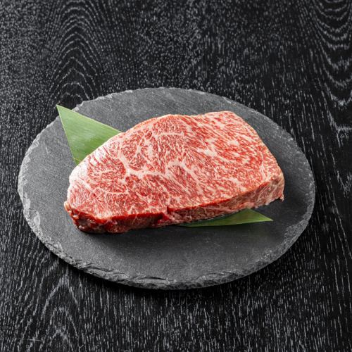 Kuroge Wagyu beef thigh steak 100g
