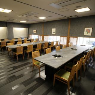 Private room for 20 to 40 people.Enjoy the all-you-can-eat shabu-shabu and all-you-can-drink course available exclusively on this floor.