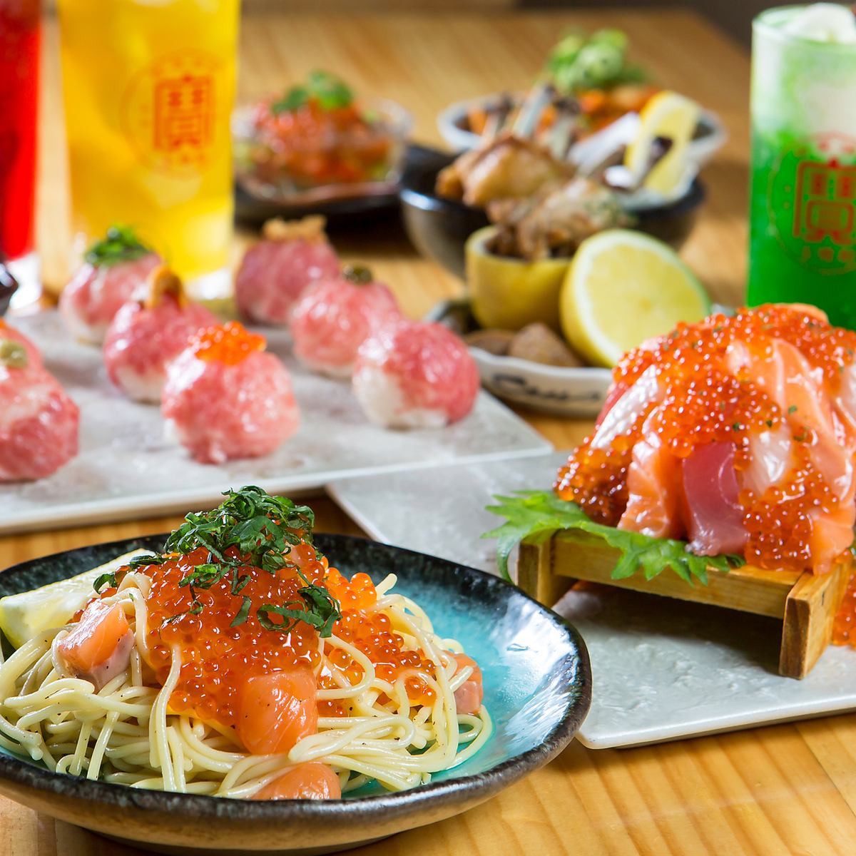 [Lots of SNS-worthy menus♪] Popular meat sushi and many photogenic menus