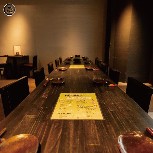 我们可以接待20人以上的团体……请认准新餐厅承办各种宴会。