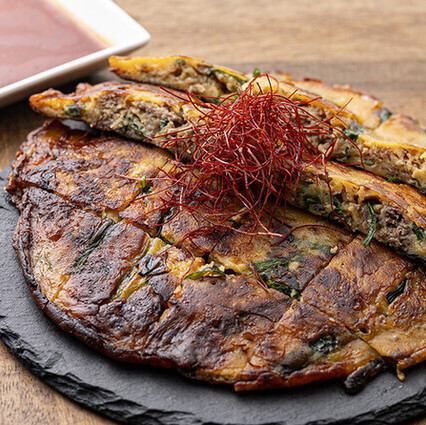 【香ばし定番】外はカリッと中はもちっと食感の特製チヂミ◆具材の旨み