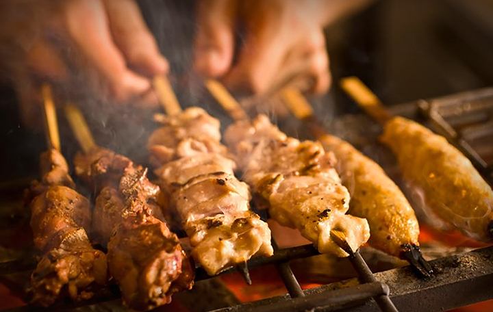 防府で旨い焼き鳥焼きとんを食べるなら！益次郎！