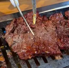 【メガハラミ】鉄板いっぱいの贅沢、食べ応え抜群◎