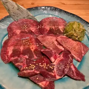 牛タン三種盛り