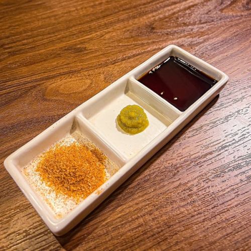 一鳥のこだわりがすべて詰まった自慢の調味料。