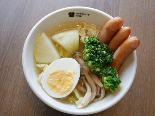 Japanese-style pot-au-feu with plenty of vegetables