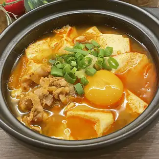 豚バラキムチのスンドゥブチゲ