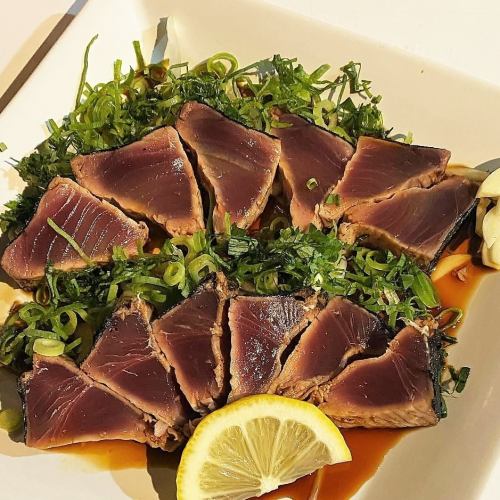 Kochi specialty bonito tataki (homemade sauce)