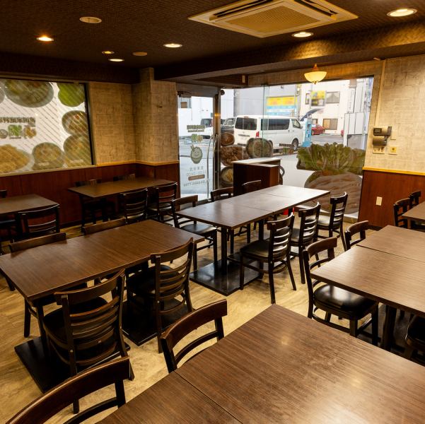 デートやご友人とのお食事など少人数でのご利用におすすめの2名様席もご用意しております★お仕事帰りのサク呑み、サク食べにお1人様でのご利用も大歓迎です。美味しい韓国料理とドリンクを心ゆくまでご堪能ください！