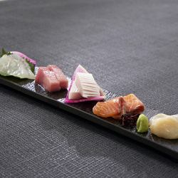 Assorted sashimi