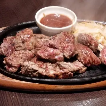 4980円（5478円込）牛ハラミ＆アグー豚肉フェス食べ放題＋30品食べ放題＋2時間飲み放題