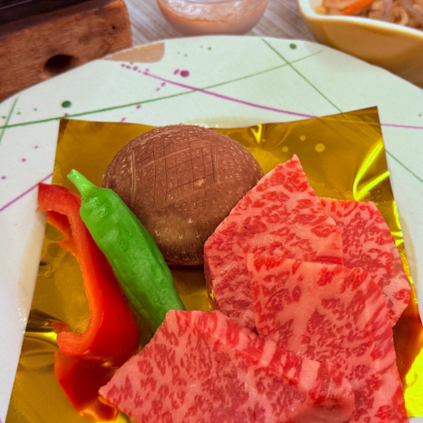 温泉と、黒毛和牛鉄板焼き御前やトンテキ定食など、お手頃にお料理を愉しめます！