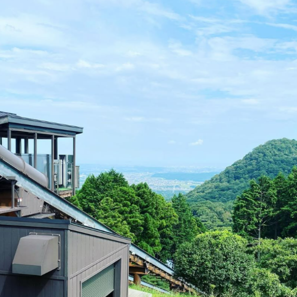 鈴鹿山麓の大自然に抱かれた癒しの宿泊施設。源泉の湯＆季節の美味しいお料理、ケーブルカーで絶景散策も楽しめます！