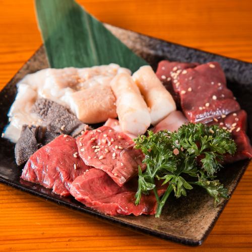 ◆さかりホルモン6種食べ比べセット◆(税込1,950円)