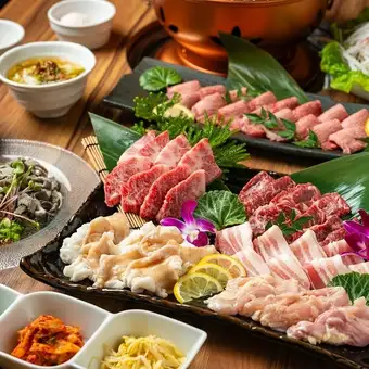 【4500円・スギモト焼肉コース】 名物生タン、和牛カルビ等王道メニューを厳選!少人数可