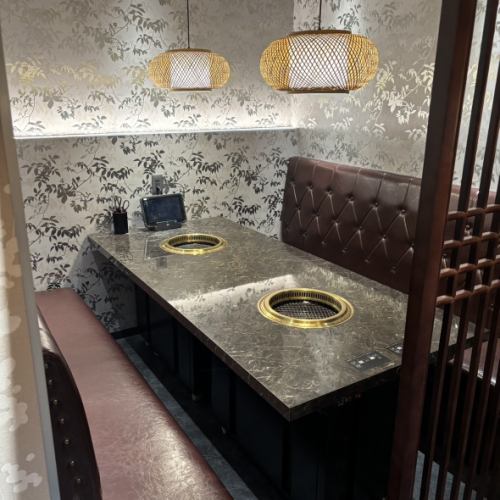 A variety of seating options are available, from counter seats to private rooms.