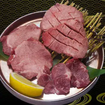 和牛牛舌拼盤