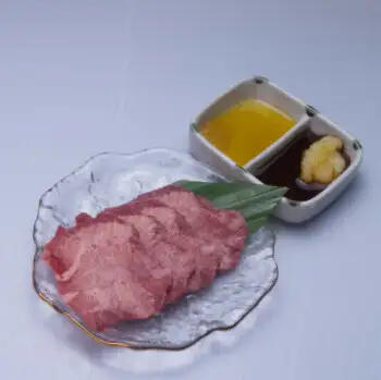 牛舌生魚片
