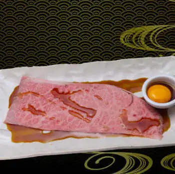 香煎牛肉 Yukhoe
