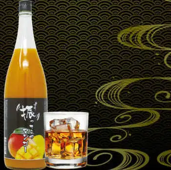 【各种水果利口酒】从清爽到甜美，这些水果利口酒都充满了水果的新鲜美味。