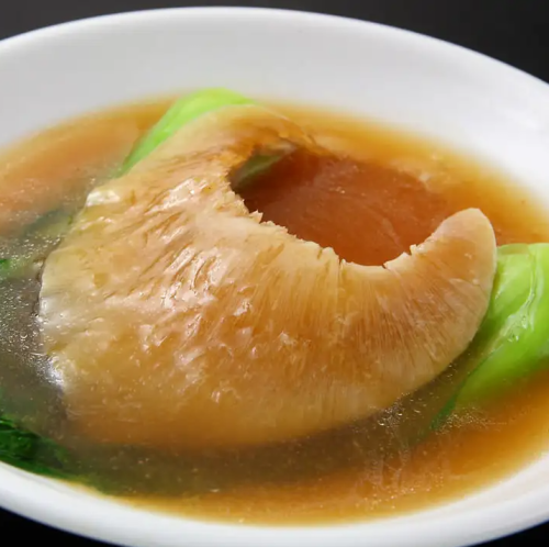 フカヒレの姿醤油煮/青梗菜のカニ肉と玉子白身煮込み