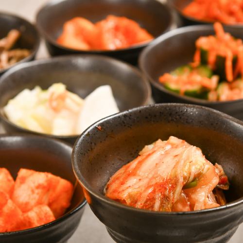 Homemade kimchi Chinese cabbage/cucumber/radish