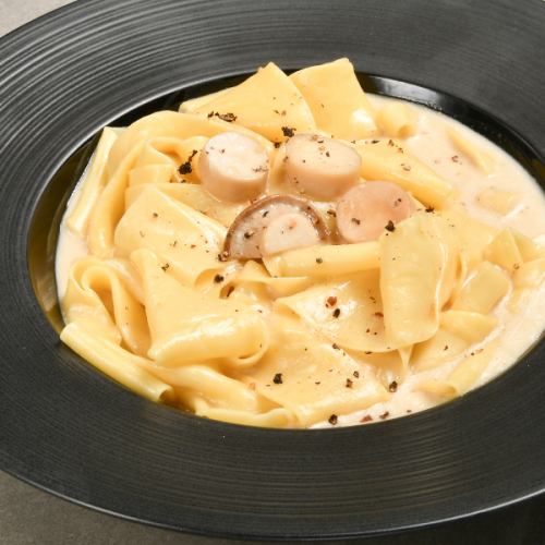 Our store's recommendation ☆ Porcini fragrant fresh pasta ~ rich cream sauce ~