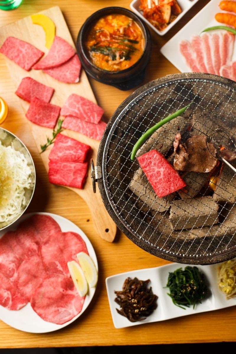 88引以為豪的菜單12種【國產牛肉88全套餐】3,980日元含無限暢飲！