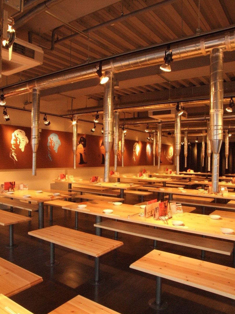 Popular for dates as you can enjoy yakiniku in a stylish space♪