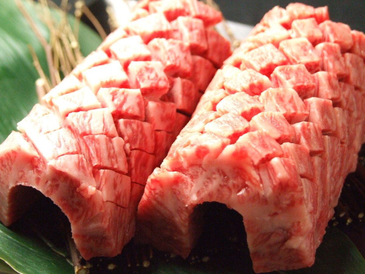 Special thick-sliced dragon loin for 1,280 yen!