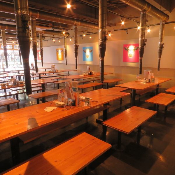 ◇ Open stylish space ◇ Can be reserved for 60 to 80 people! Perfect for banquets ♪ Courses with all-you-can-drink are reasonably priced from 3,980 yen! Open without walls in Fukuoka city It is one of the few boxes where you can enjoy yakiniku in a unique space.Recommended for group charters such as companies!