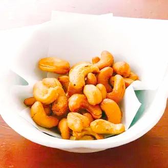 Fried cashew nuts