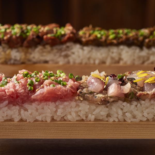 [Reservation only] New sensation pressed sushi [SUSHI DRAGGON] Offering impact with a total length of 50 cm in 4 different flavors
