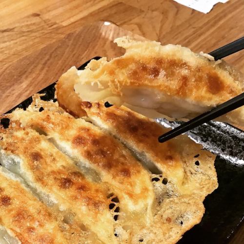 Curry gyoza (6 pieces) takeout price
