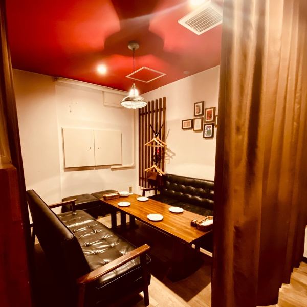[Private room] Up to 7 people can sit on the popular sofa seats.Girls-only gatherings, dates, etc ... You can relax without worrying about your surroundings.