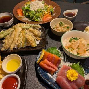 2.5 hours all-you-can-drink included [New Year's Course] 7 dishes total 4,500 yen including tax ★Fully private room guaranteed★