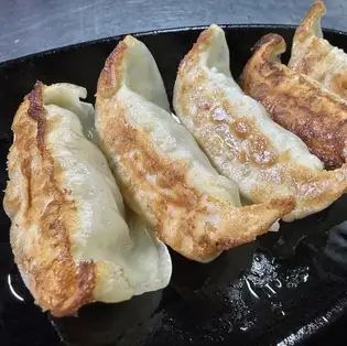 철판 만두