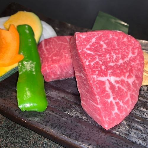 肉類數量有限★稀有部位「玄花肉」3,289日圓（含稅）、「特選鹹舌（厚片）」1,859日圓（含稅）